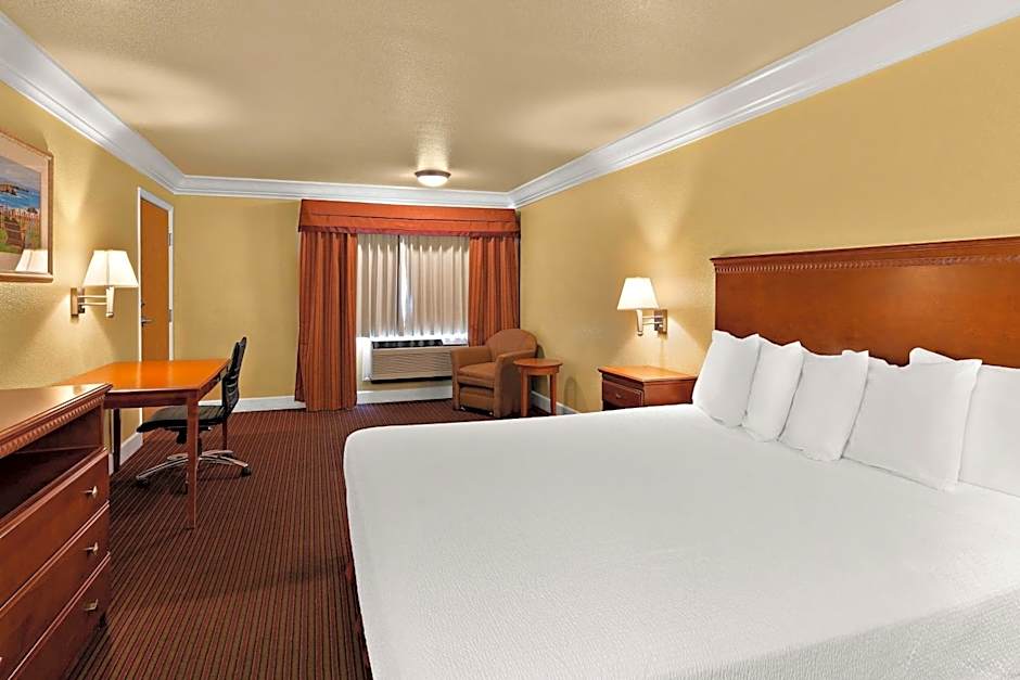 Best Western Willits Inn