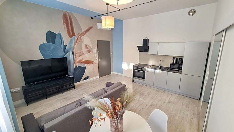 Apartment Quiet Street 11, 3E