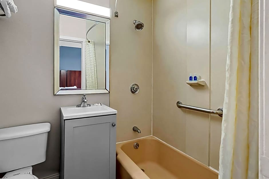 Rodeway Inn