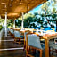 Kamari Beach Hotel