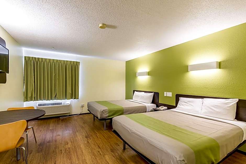 Photo 1 of 9 of Deluxe 2 Queen Beds