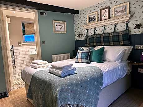 The Golden Pheasant Inn