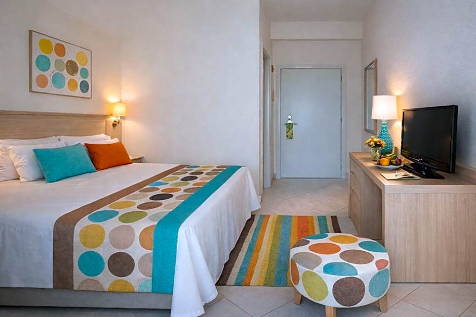 HOTEL TRIONFAL - Fronte Mare - Vicinissimi al Centro