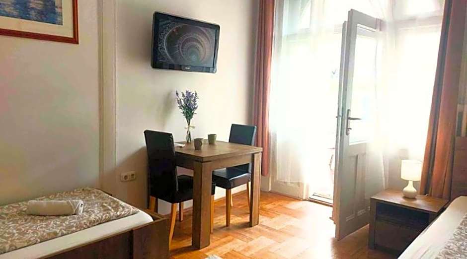 Black Sheep Budapest Smart Rooms