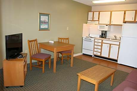 Affordable Suites Salisbury