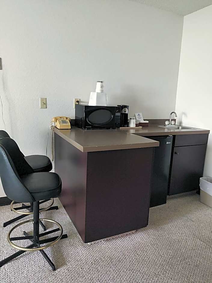 Americas Best Value Inn and Suites International Falls