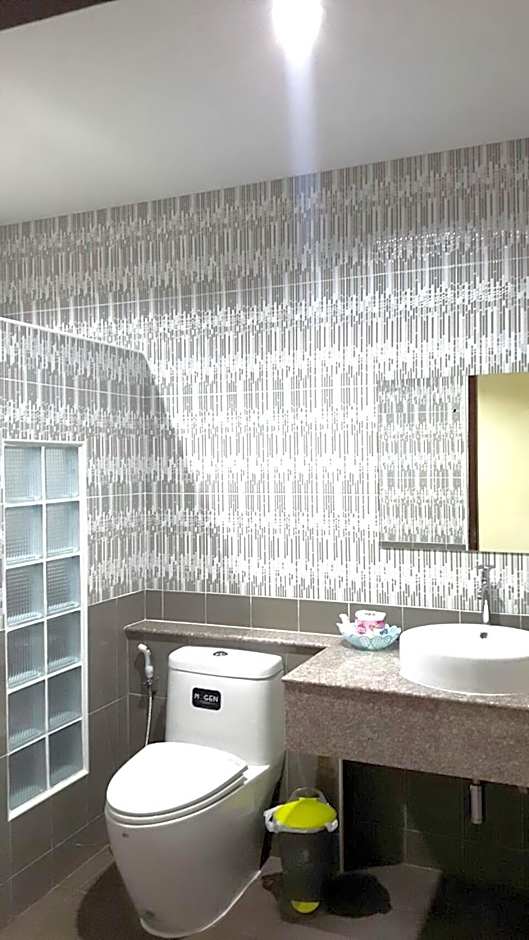 ไออุ่นรีสอร์ท