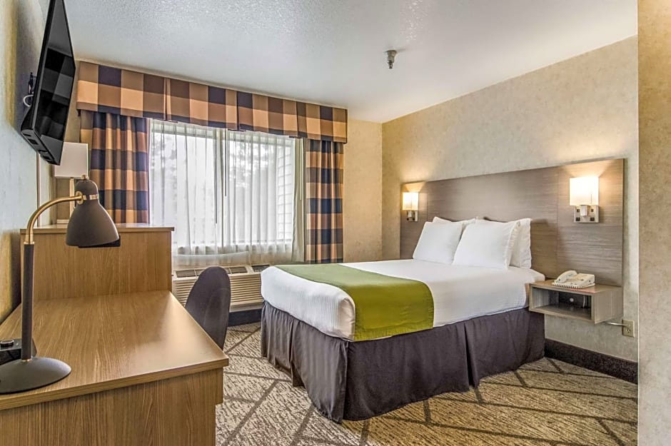 Guesthouse Inn & Suites Poulsbo