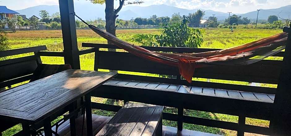 Tung Tong Homestay & Camping