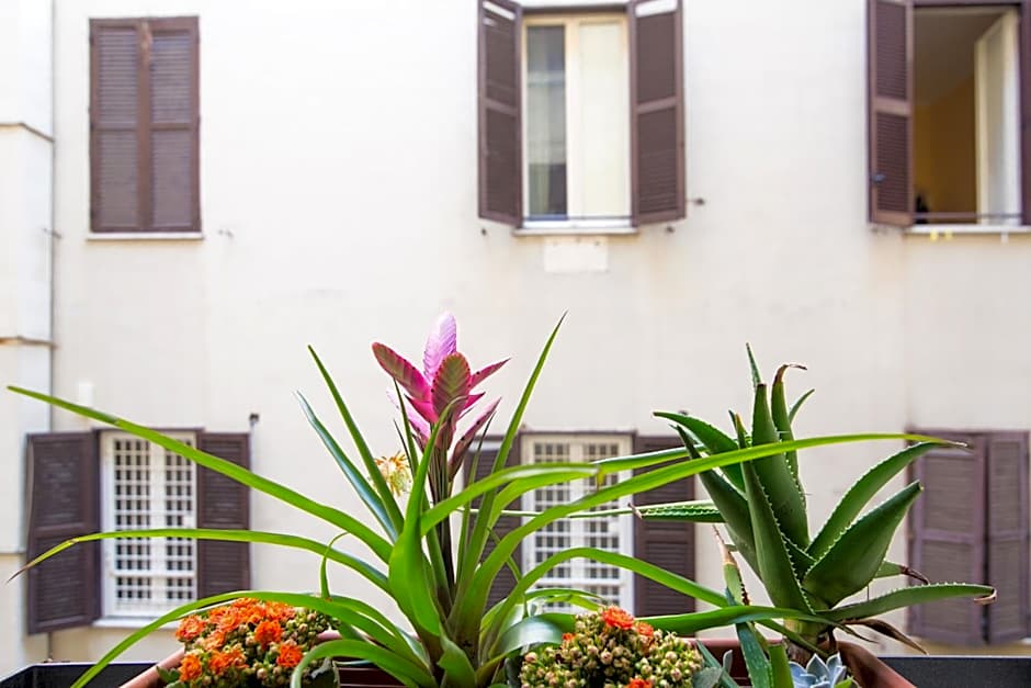 Domenichino Luxury Home