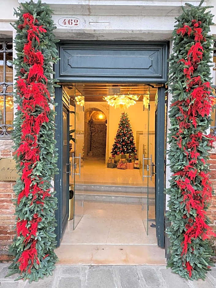 Ca' Bonfadini Historic Experience