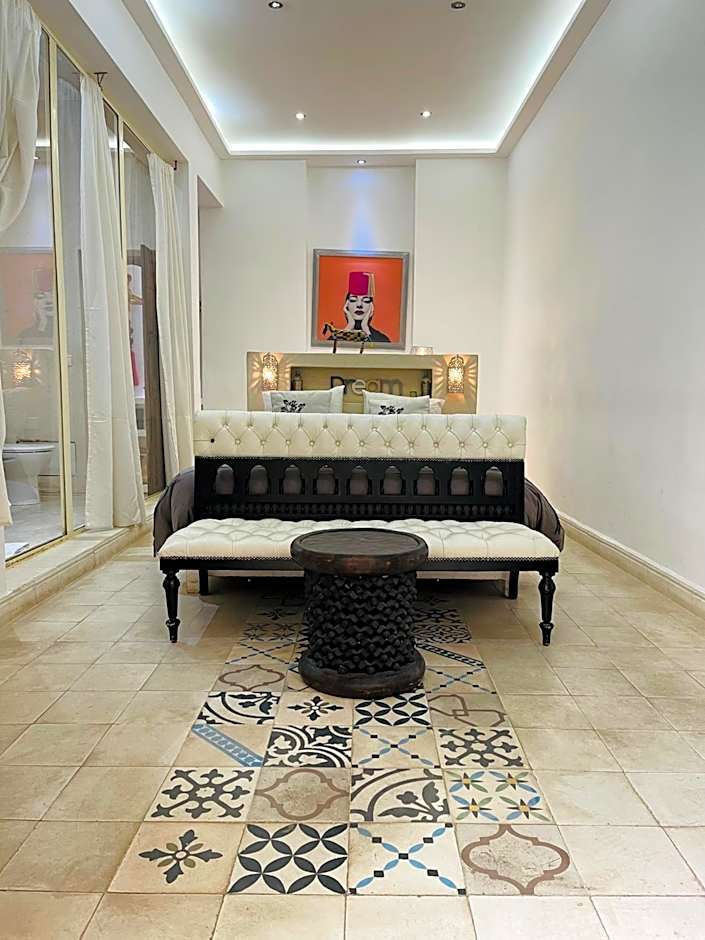 Riad 144