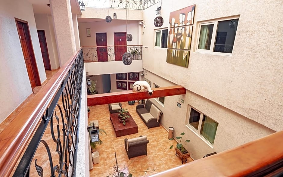 Hotel Alcazar