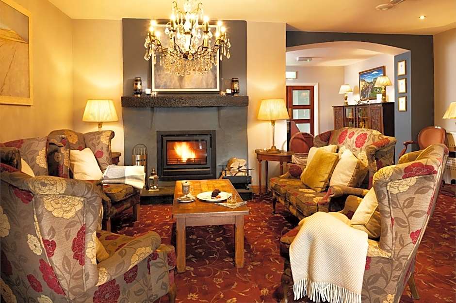 Hylands Burren Hotel