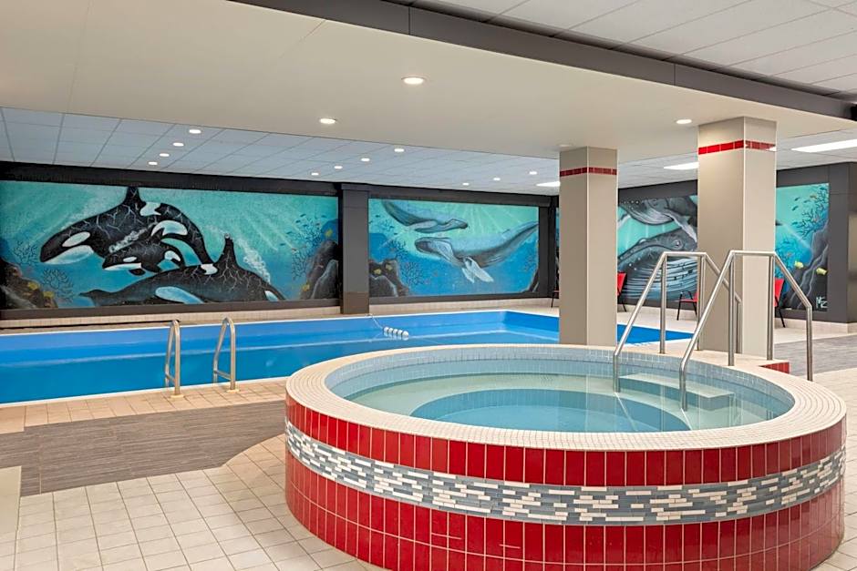 Ramada by Wyndham Saskatoon