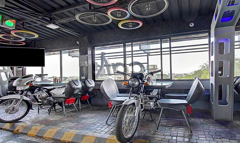 Treebo Lalaji's Executive