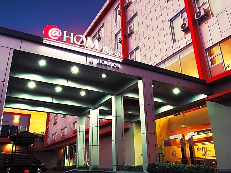 @Hom Premiere Cilacap Hotel