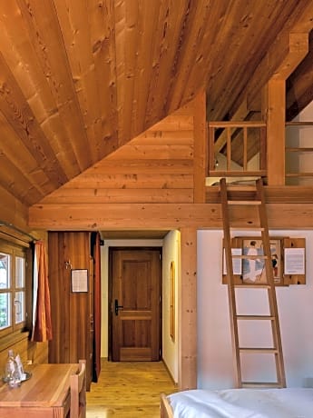 Family Room with Mountain View