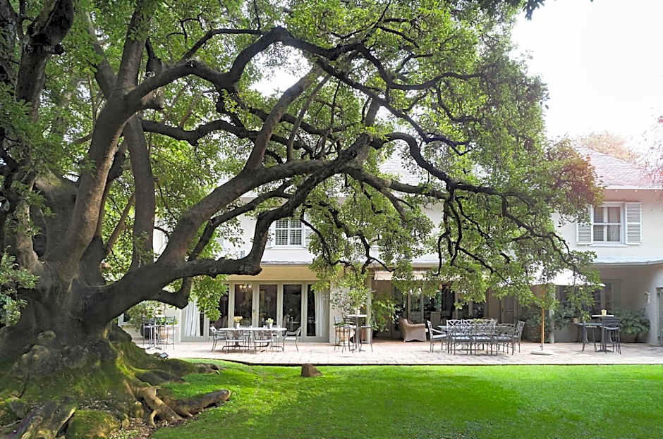 Hoeveld House