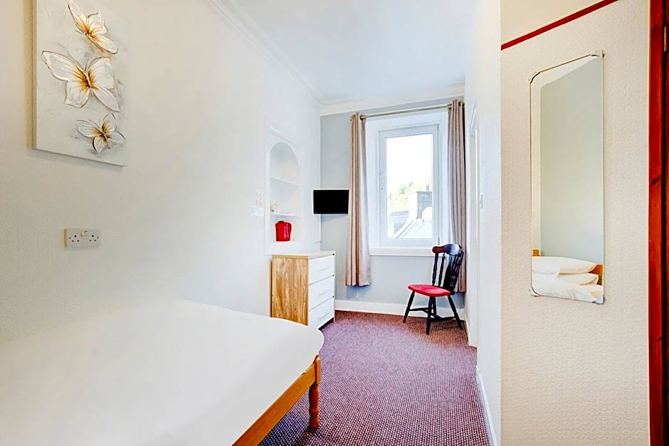 OYO Eastbank Hotel, Speyside Scotland