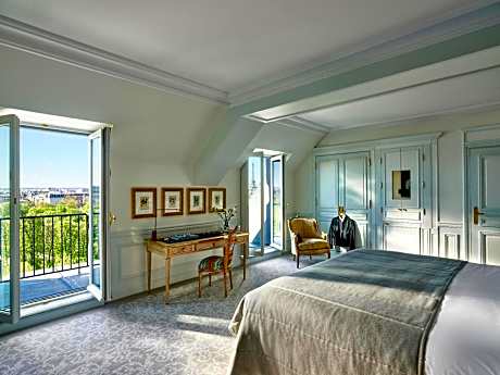 Executive room, Eiffel view with balcony