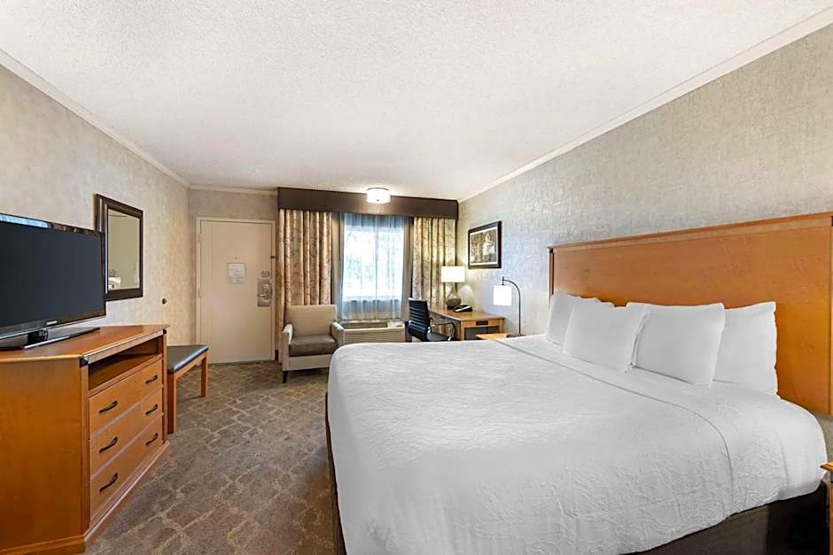 Best Western Plus Black Oak