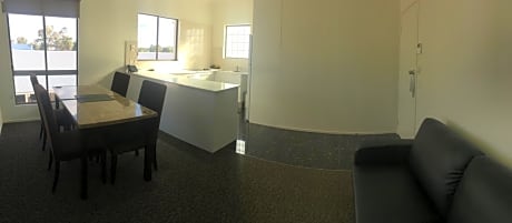 One-Bedroom Apartment - Upstairs