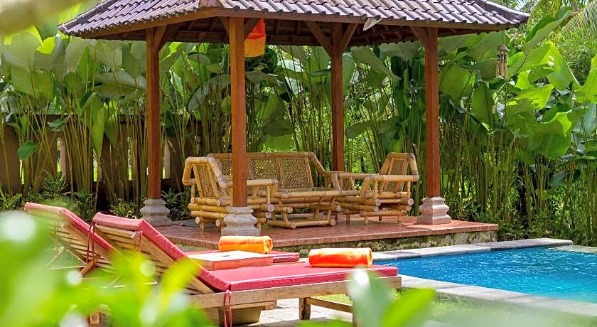 Buah Naga Sari Guest House