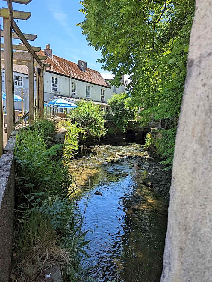 Barley Sheaf, Old Bridge Street EN SUITE ROOMS, ROOM ONLY