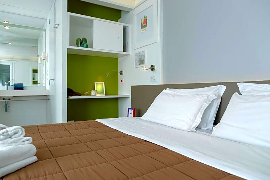 hu Venezia Camping in Town