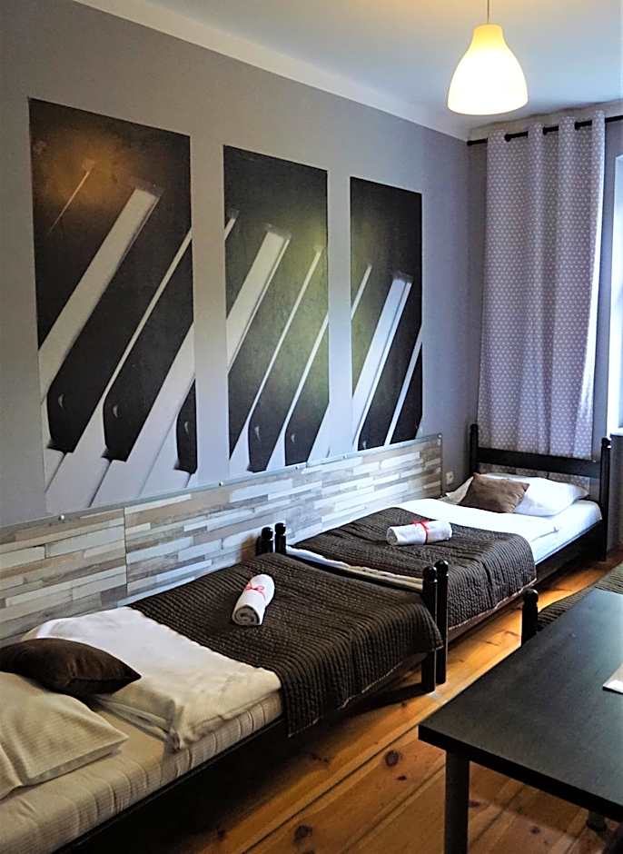 Explorer B&B Old Town Rooms & Apartment #don't be a tourist, be an Explorer!