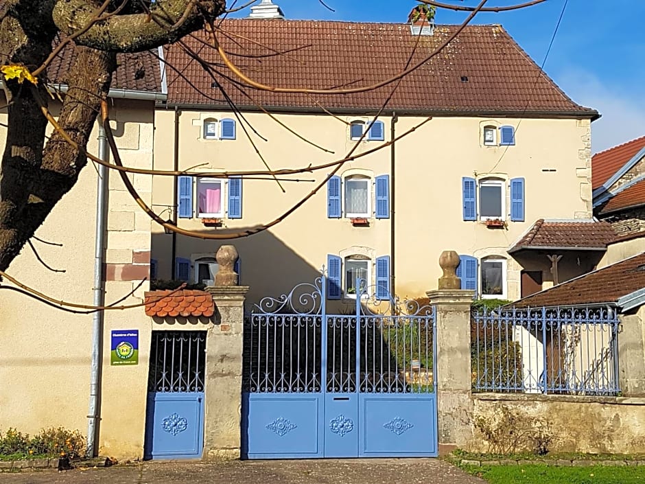 La Grange Des Roches Roses