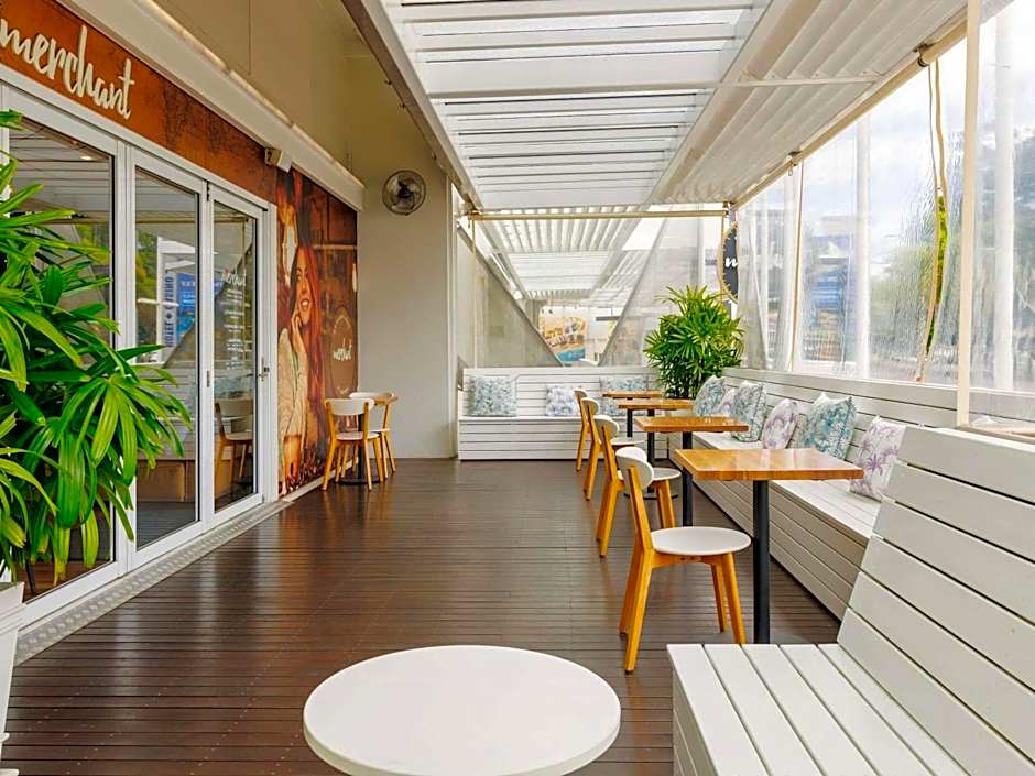 Pullman Reef Hotel Casino