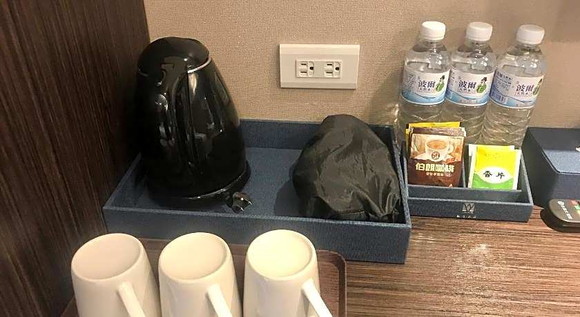 Fairytale YiSu Hot Spring Hotel