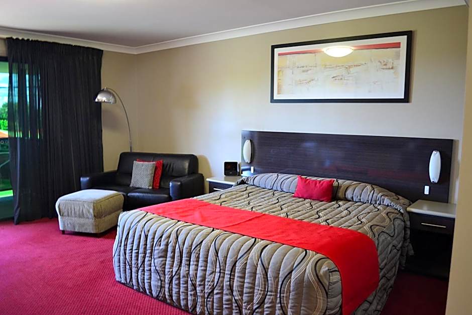 Cattlemans Country Motor Inn & Serviced Apartments