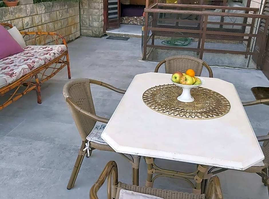 Big Terrace Apartment