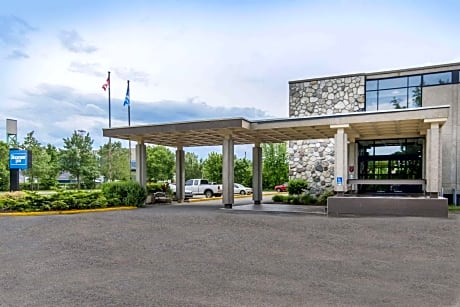 Travelodge by Wyndham Trois-Rivieres
