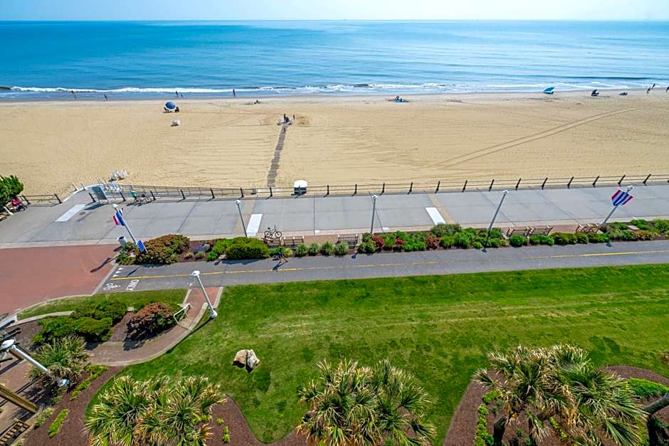 Holiday Inn & Suites Virginia Beach - North Beach By IHG