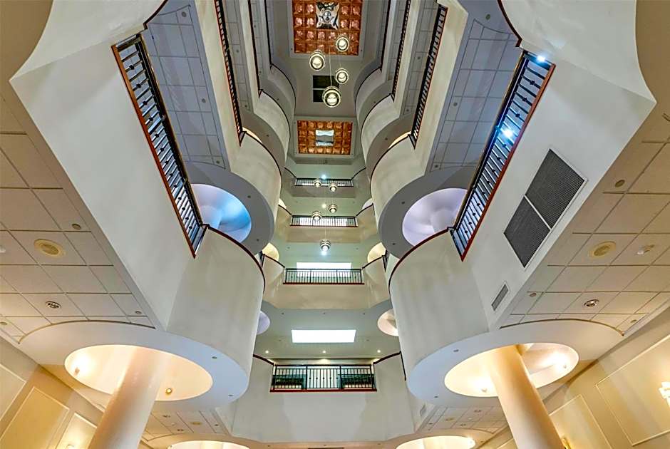 Wyndham Garden Baronne Plaza New Orleans