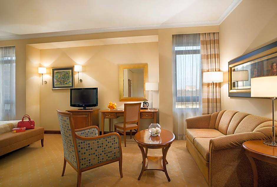 Best Western Premier Hotel Astoria