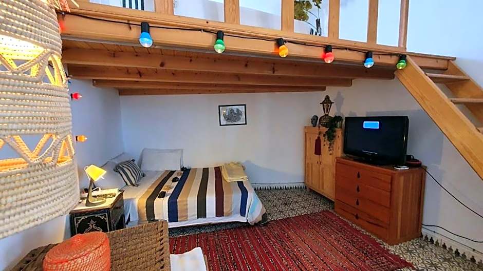 Art Riad Au Bord De La Mer