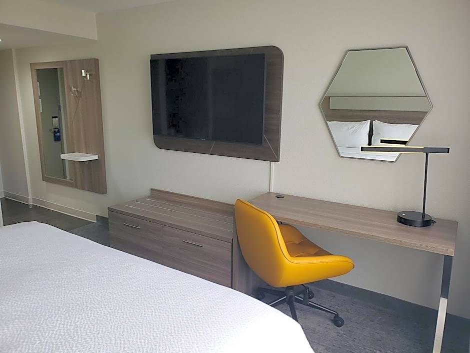 Holiday Inn Express Atlanta-Kennesaw By IHG