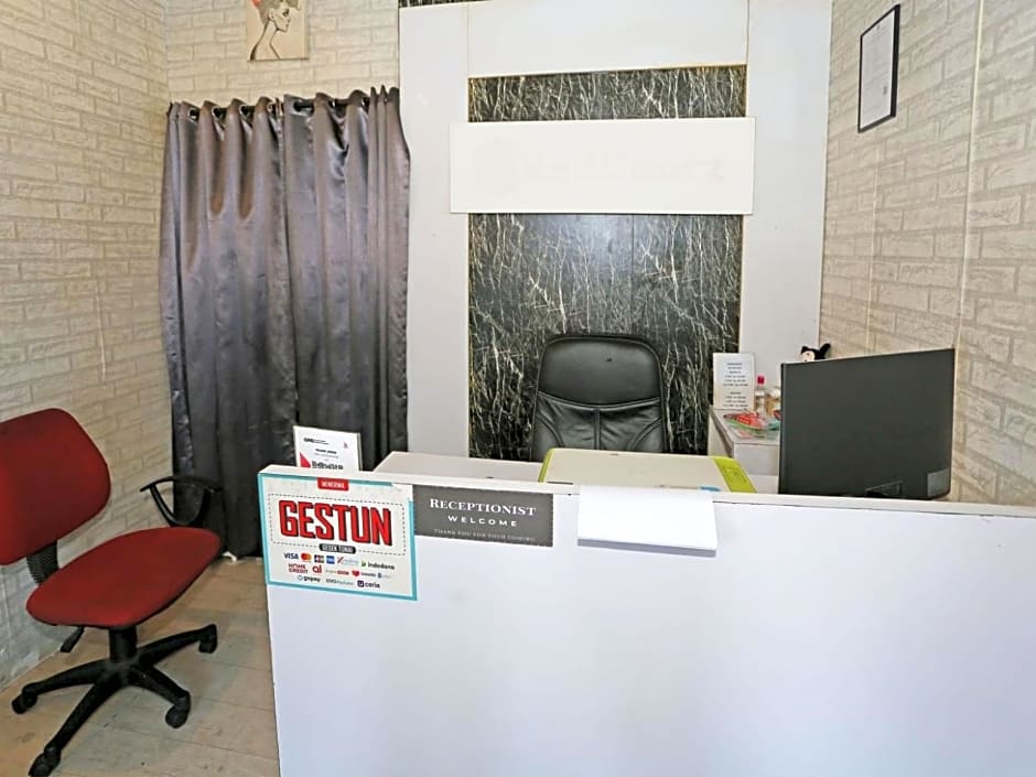 Apartemen Green Lake View Ciputat by Alfa Rooms