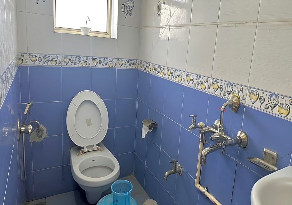 Hotel Sarang Lodging and Boarding