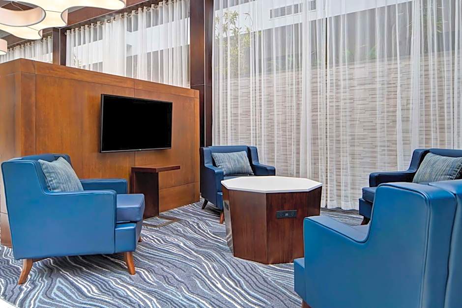 Embassy Suites By Hilton Hotel Syracuse