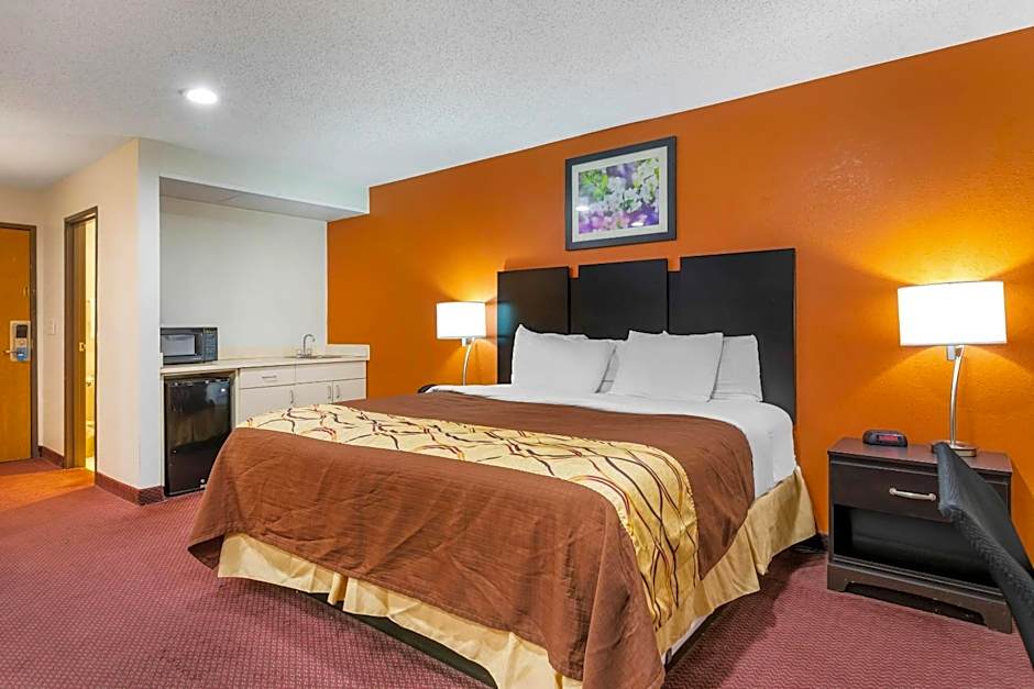 Rodeway Inn Coopersville