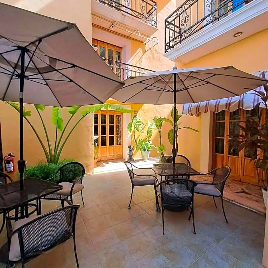 Cancun International Suites