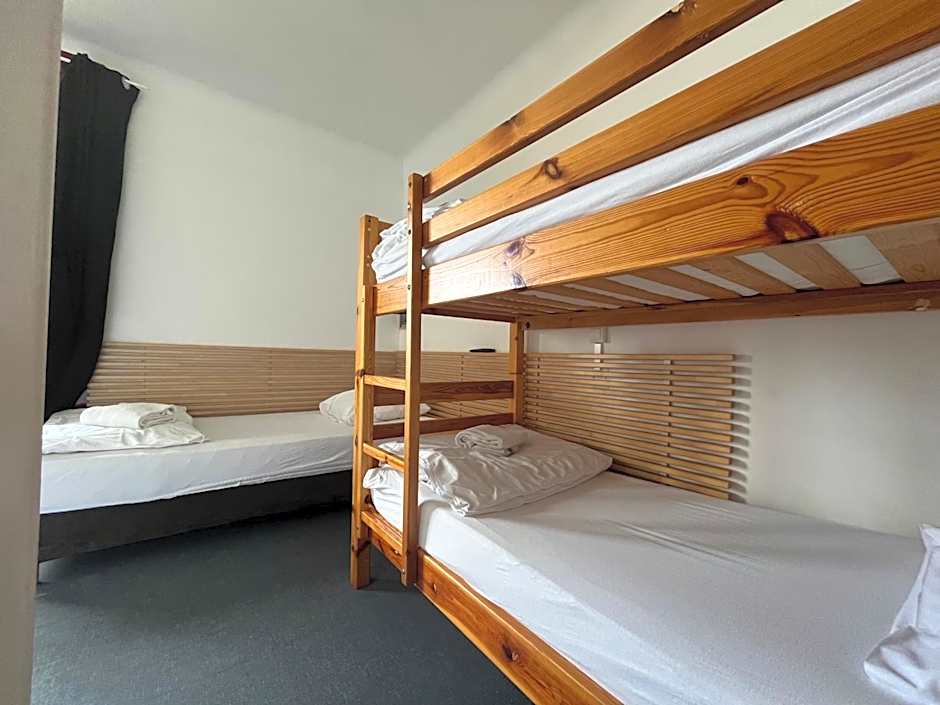 HOSTEL Les Bois Verts - Les Herbiers