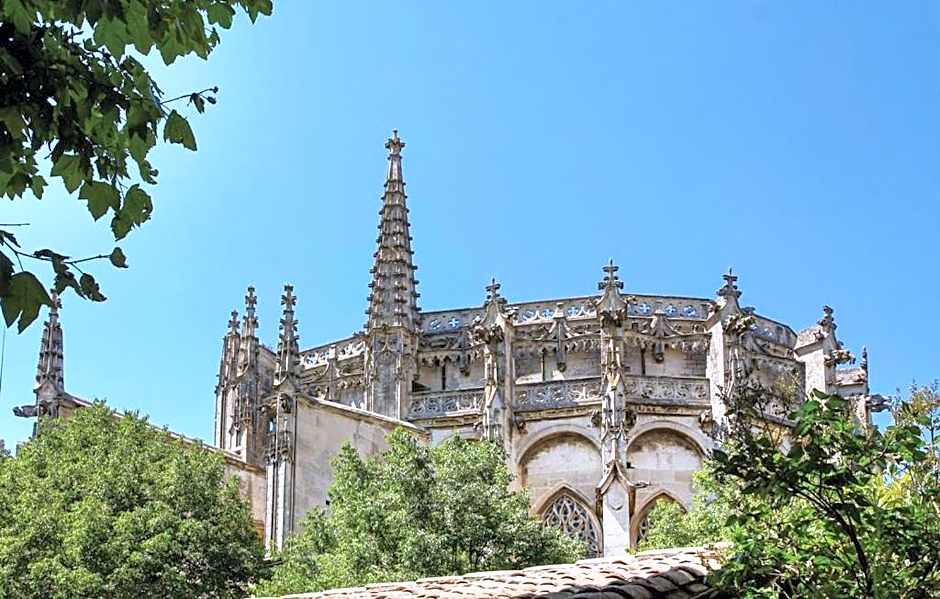 LES JARDINS DE LA CATHÉDRALE chambres d Hôtes gîte de groupe