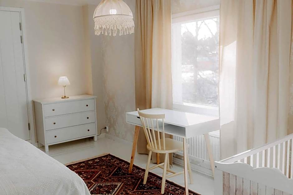 Kotolinna, Kotomo Oy